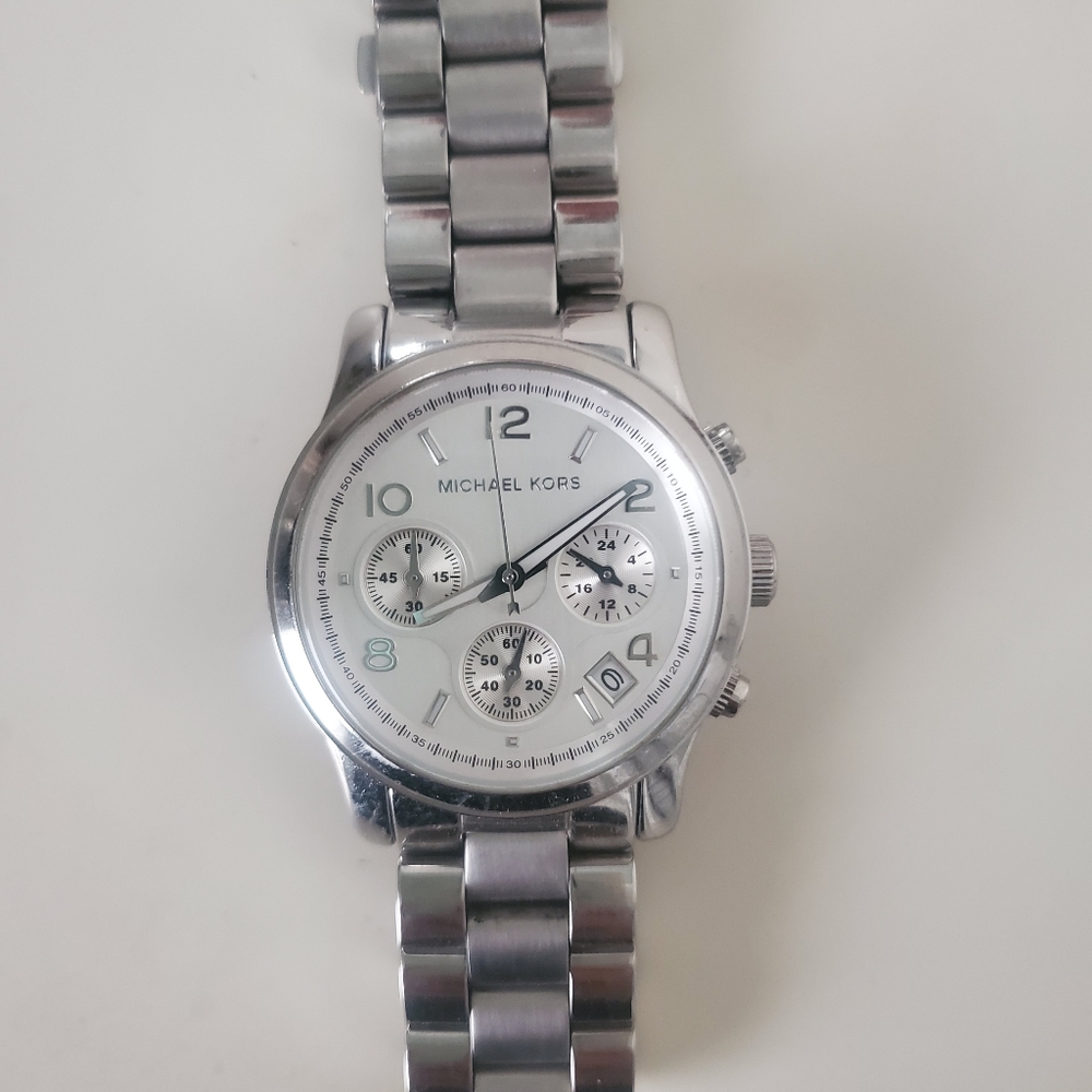 Michael kors silver watch